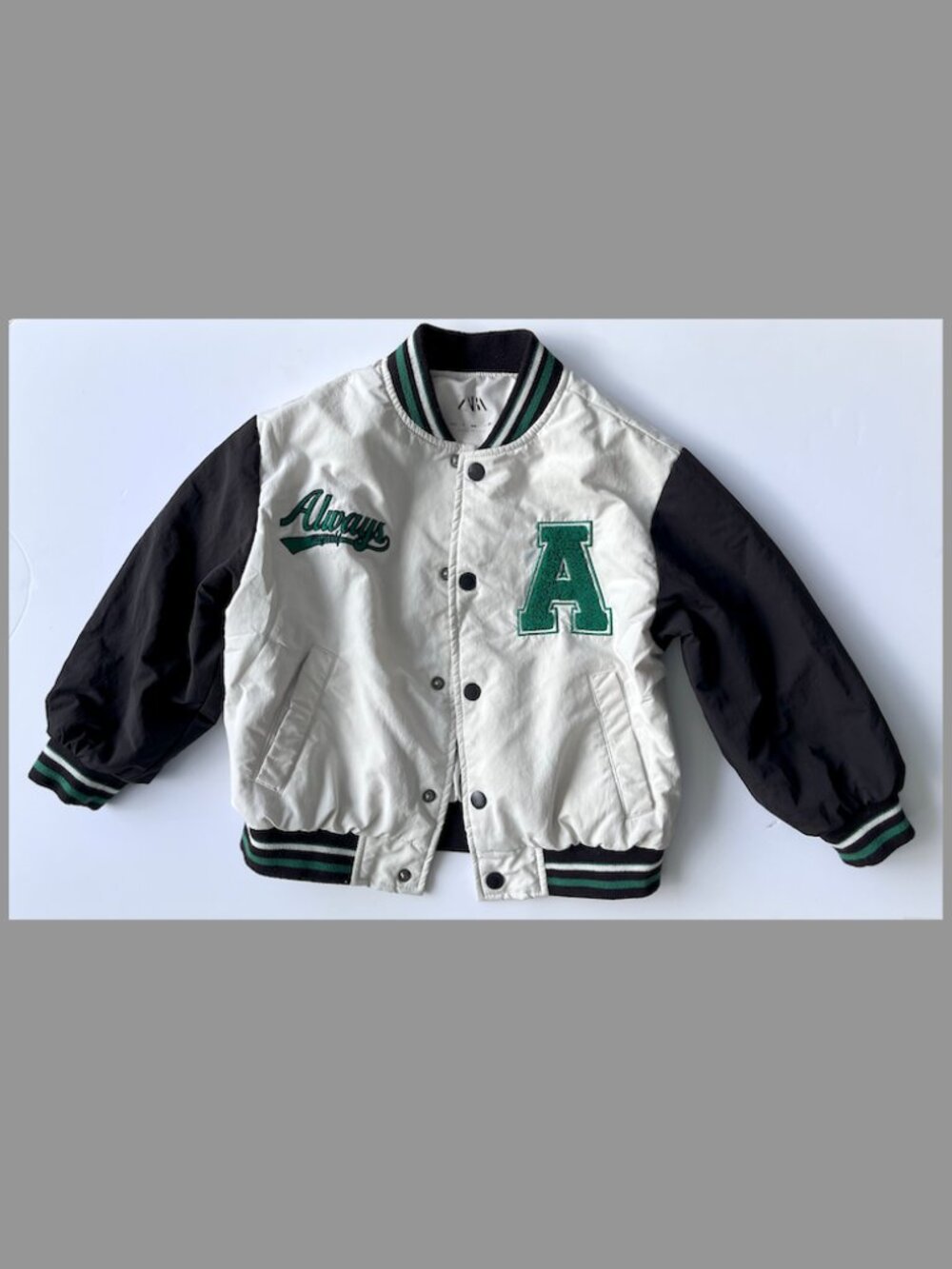 ZARA Boys Baseball Jacket white with blck sleeves, pockets